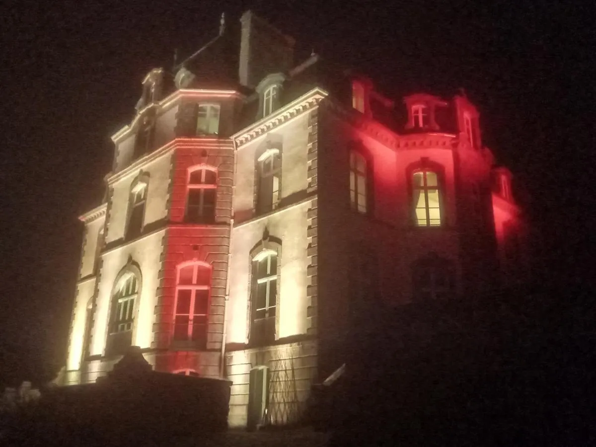 Chateau De Locqueran Plouhinec  Plouhinec (Finistere)